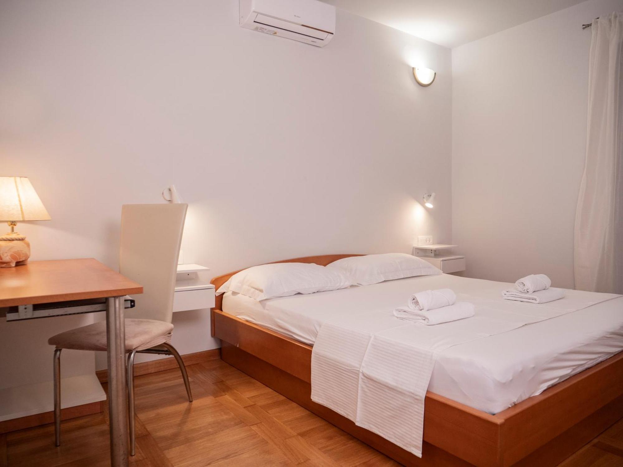 Apartment Jelka- Center Of Hvar Town Exterior foto